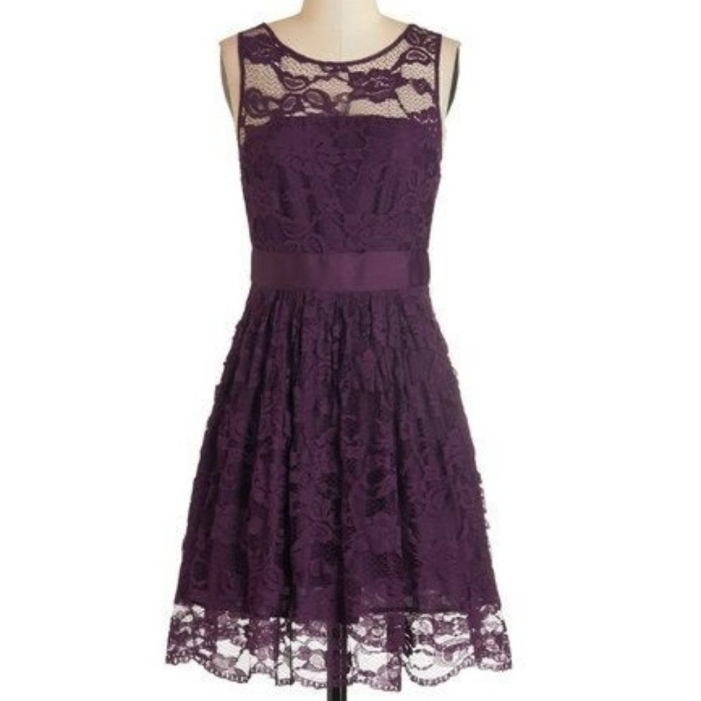 BB Dakota Lace When the Night Comes Dress in Plum size 4